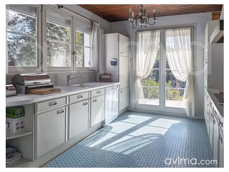 vente maison 9 pièces 224 m² à chavenay (78450)  680 000 €