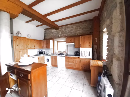 appartement rez de chaussée azille !
