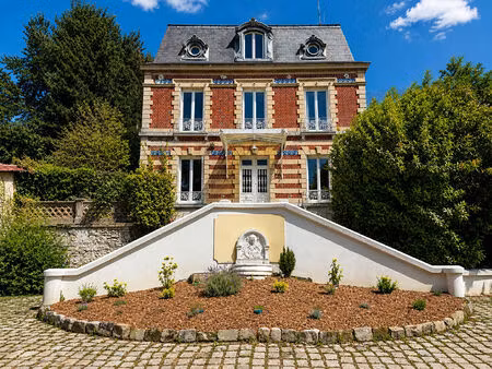 vente maison 6 pièces  198.00m²  chaumont