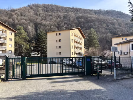 domene residence le grésivaudan t4 avec sejour double & deux