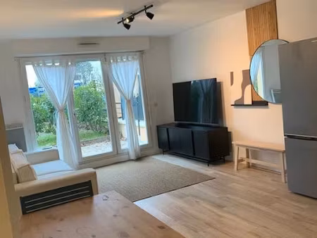 location meublée appartement 2 pièces 40 m² à franconville (95130)  1 250 €