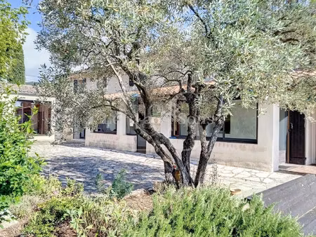 ferme à vendre à roaix