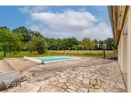 maison plain-pied 102 m² avec piscine chauffée ? terrain 2 083 m²