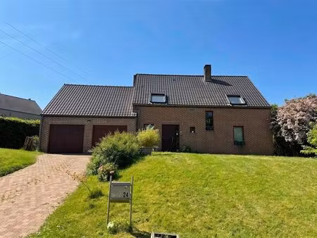 villa à louer à rue wattimez-haut 24 rèves (vbe41813)