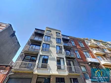 appartement non meublé de 2 chambres -terrasse/pkg -eu