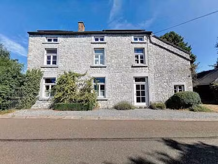 magnifique maison en pierre du pays