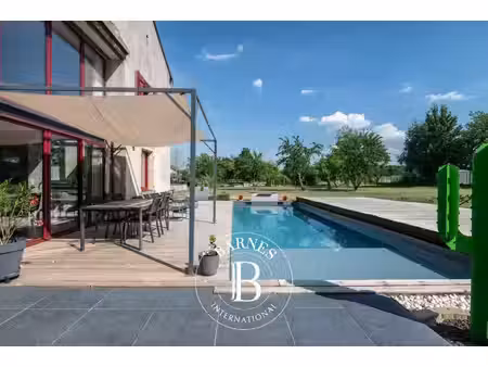 exclusivité - vaudeville - ferme rénovée avec piscine et dépendance