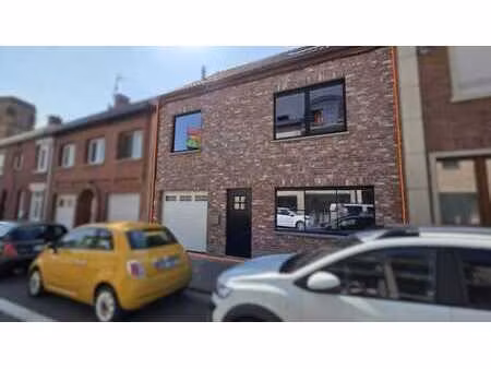 maison familiale 4 chambres avec garage et jardin