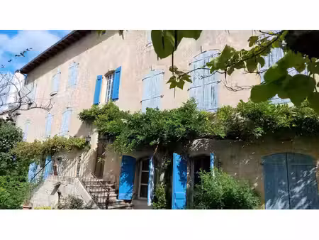 maison de caractère avec terrain arboré