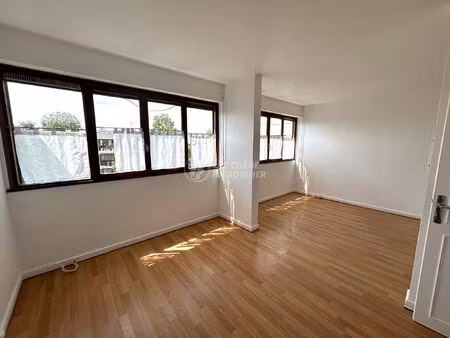 appartement le chesnay 1 pièce(s) 26.60 m2