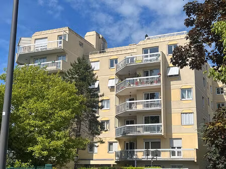 appartement 3 pièces - hauts de chatou