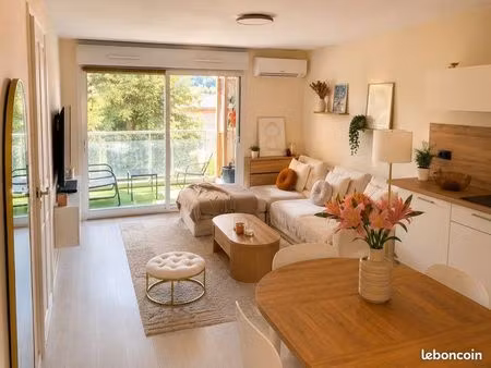 à louer – t2 de standing 43 m² avec terrasse  climatisation et parking – marseille 12e