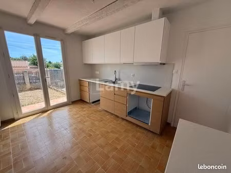villa 3 pièces 85 m²