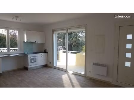 appartement meuble t2 balcon place de parking