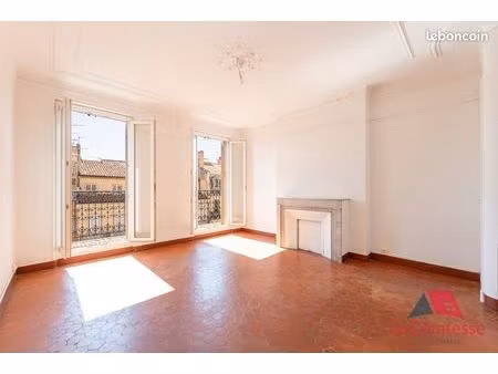 appartement 2 pièces 74 m²