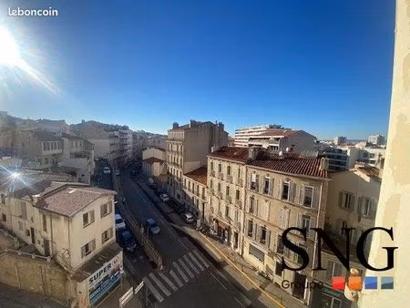 studio 1 pièce 26 m²