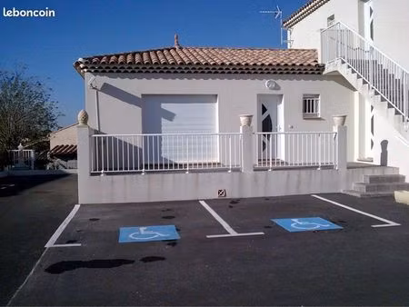 appartement t2 49m2 avec terrasse 17m2 et 2 places de parking