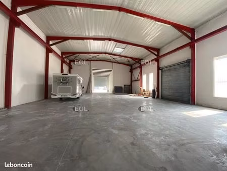 local d'activité 430 m²