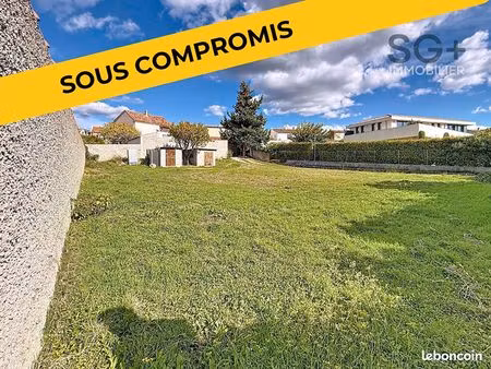 terrain 727 m² allauch