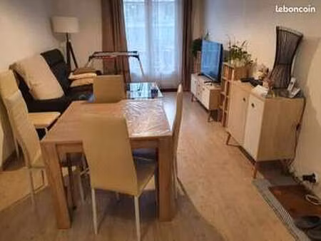 location appartement 3 pièces à antibes (06160) : à louer 3 pièces / 60m² antibes