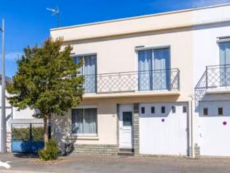 vente maison aux sables-d'olonne (85100) : à vendre / 92m² les sables-d'olonne
