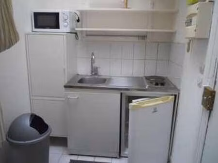 location appartement t1 meublé à levallois-perret (92300) : à louer t1 meublé / 19m² leval