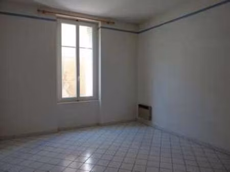 location appartement t1 à poitiers (86000) : à louer t1 / 30m² poitiers