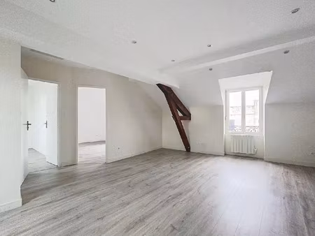 location appartement 3 pièces 54 m² à mâcon (71000)