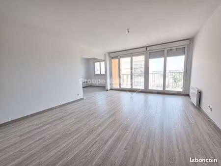 appartement 5 pièces 96 m²