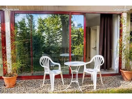 ? appartement t2 – aix-en-provence (la parade)