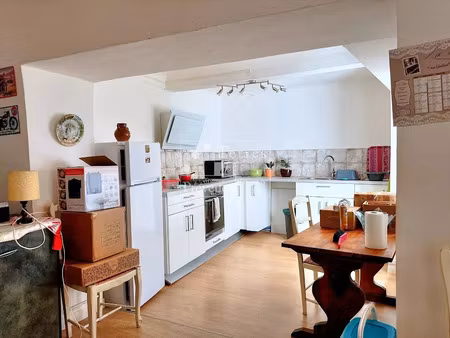 vente appartement 4 pièces 61.23 m² à aups (83630)  114 000 €