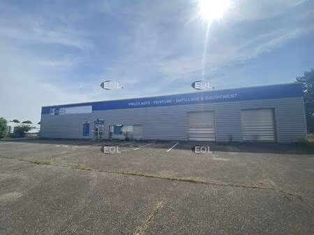 local d'activités à vendre