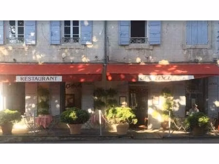 local commercial avec bail commercial
