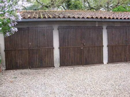 parking à louer