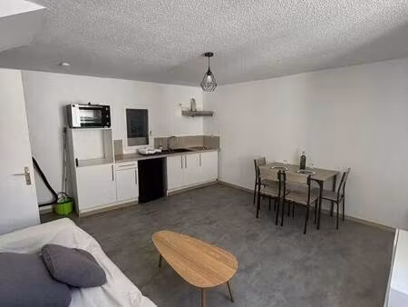 triplex à louer