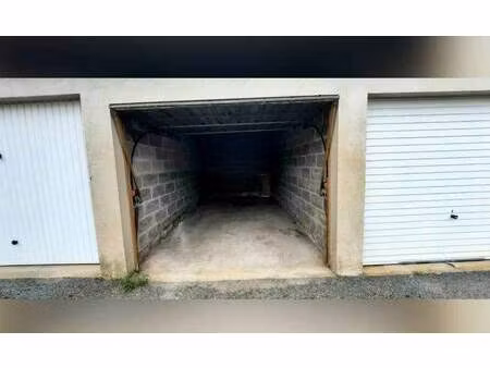 parking à louer