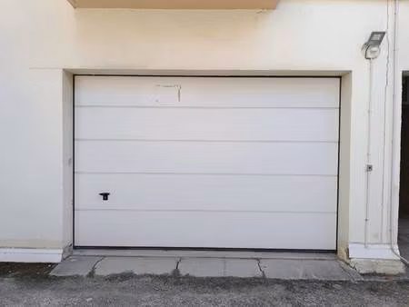 parking à louer