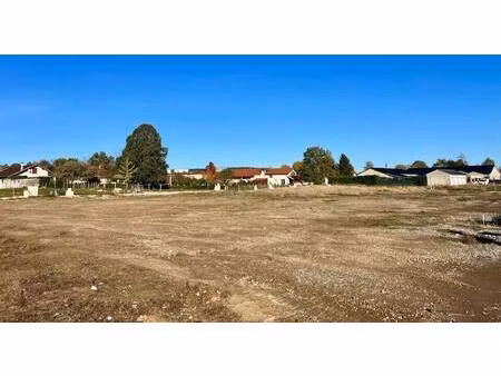 terrain constructible viabilisé à vendre