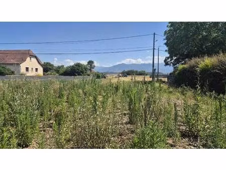 terrain constructible viabilisé à vendre