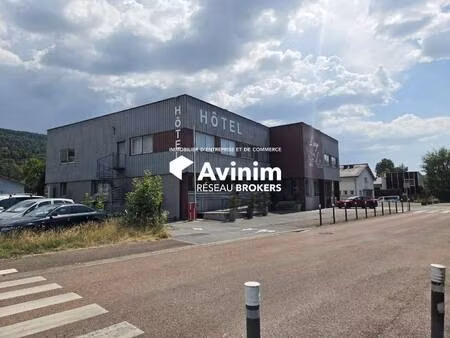 local commercial à vendre