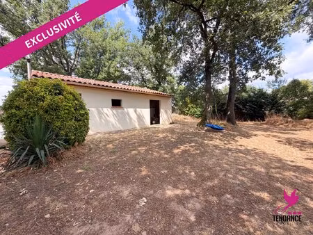bâtiment/maison à terminer sur joli terrain de 969 m².