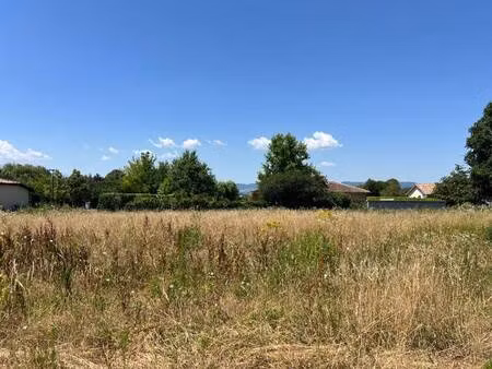 terrain constructible viabilisé à vendre
