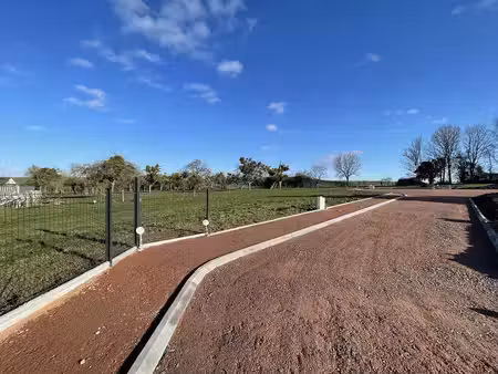 terrain constructible viabilisé à vendre