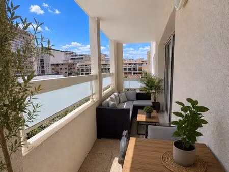 appartement 2 pièces avec parking