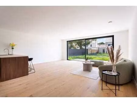 appartement rez-de-chaussée avec grand jardin dans une nouve