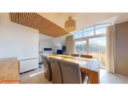 superbe appartement penthouse  construction 1998  2 ch  balc