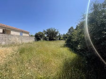 terrain constructible viabilisé à vendre