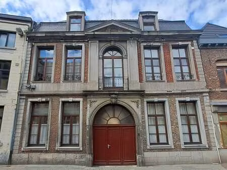studio meublé 25 m2 pour étudiant(e) rue des chartriers  17