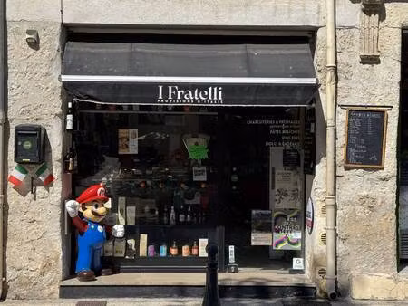 local commercial avec bail commercial