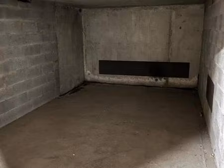parking à louer
